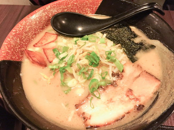 三友拉麵 - 平價的偏台式拉麵