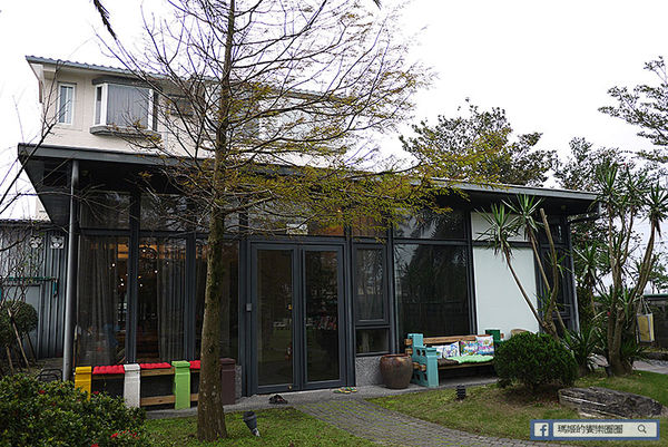 宜蘭民宿【波卡拉渡假會館】一起旅行去！時尚豪華4人房。溫泉民宿。礁溪泡湯