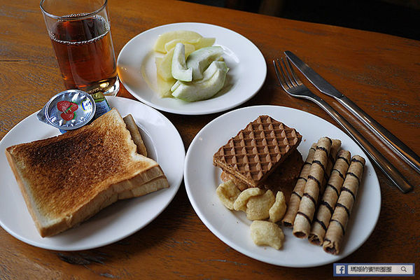 宜蘭民宿【波卡拉渡假會館】一起旅行去！時尚豪華4人房。溫泉民宿。礁溪泡湯