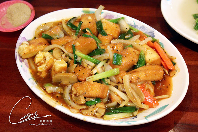 食遊宜蘭：火山爆發雞