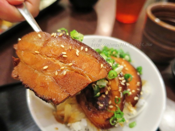 戶谷川和食處:戶谷川和食處‧迷你丼飯嘟嘟好~ ..愛評體驗團