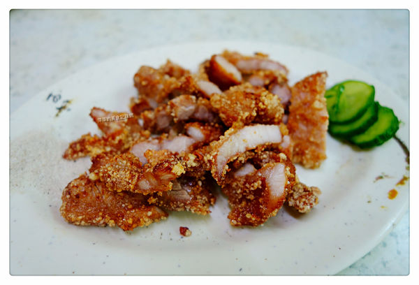 嘉義鮑魚海產粥 ~ 一碗70元.讓你吃到九種好料(延三夜市)- 捷運大橋頭站