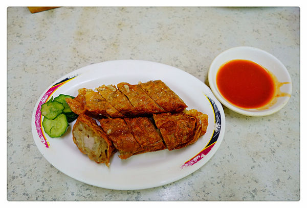 嘉義鮑魚海產粥 ~ 一碗70元.讓你吃到九種好料(延三夜市)- 捷運大橋頭站