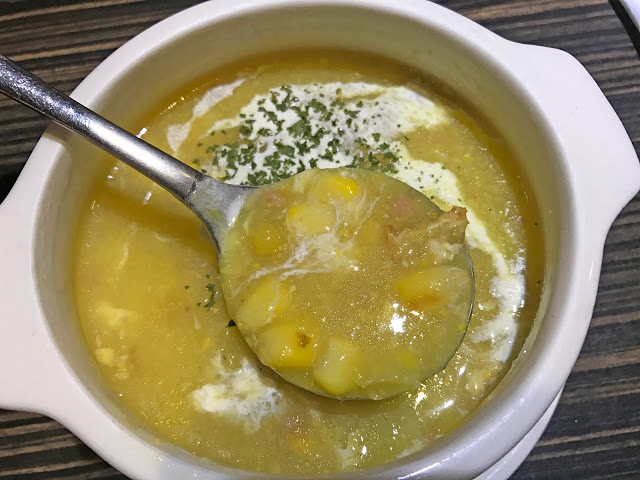 [食記] 新竹 鬥牛士。菲力牛排。紅酒蘑菇牛排CP質頗高!(巨城7F)