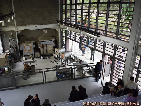 新竹公園14-玻璃工坊內玻璃工廠.JPG