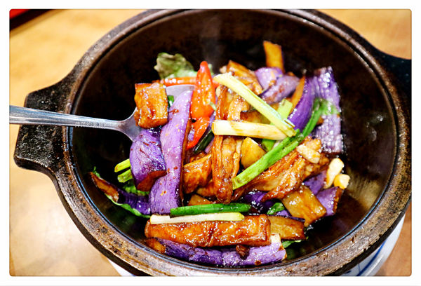 山東餃子館 ~ 新店美食/酸菜白肉鍋❤️聚餐好選擇 - 捷運小碧潭站
