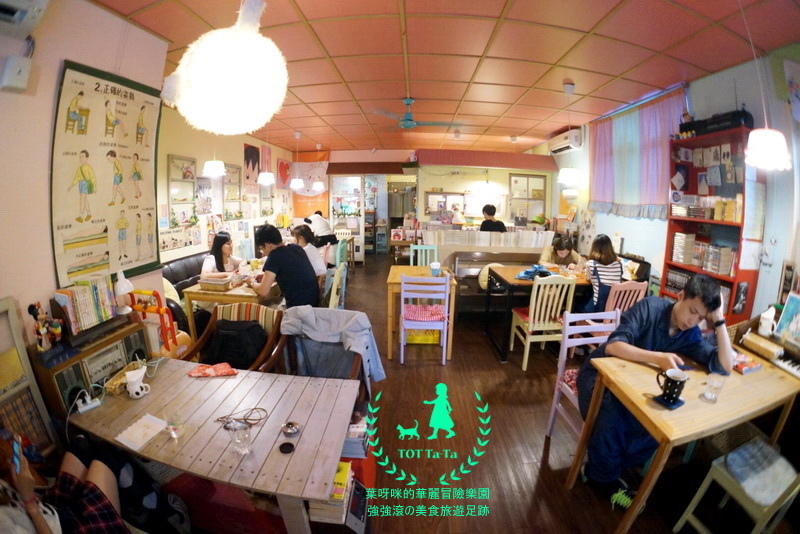 TOT ta-ta 小孩散步_3046.jpg