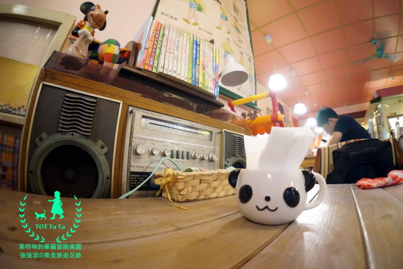 TOT ta-ta 小孩散步_1175.jpg