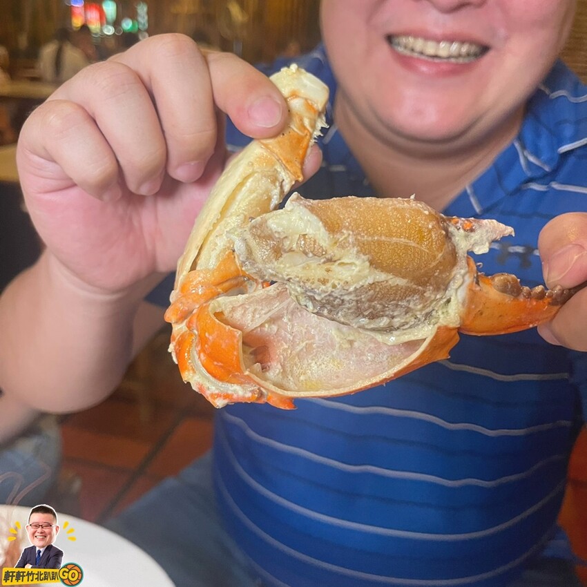 每天新鮮配送活跳跳鮮蝦。各式活蝦、螃蟹、烤魚等海鮮料理