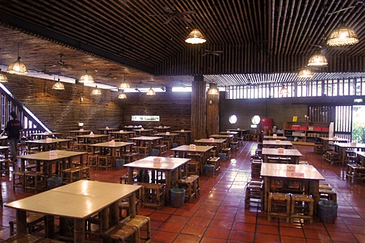 黃金海岸活蝦之家餐廳:新竹竹北好吃活蝦料理美食餐廳推薦◎海鮮餐廳聚餐好開心