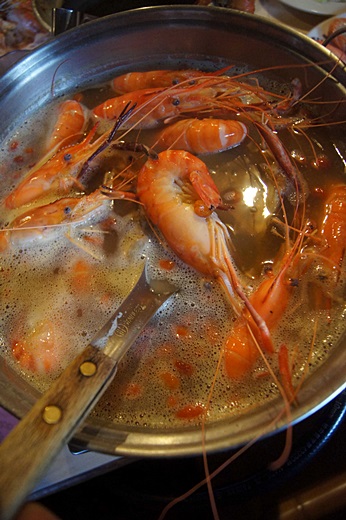 黃金海岸活蝦之家餐廳：【新竹餐廳】新竹值得推薦的美食餐廳※超新鮮海鮮料理│蝦子肉質飽滿又彈牙◎竹北聚餐餐廳首選§大人小孩都吃的超滿足,想二訪的好吃美食餐廳