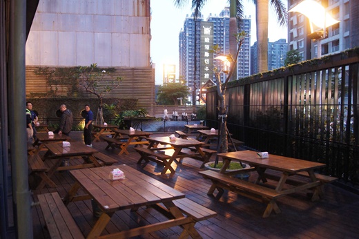 黃金海岸活蝦之家餐廳：竹北美食餐廳分享~新竹活蝦餐廳海鮮料理推薦