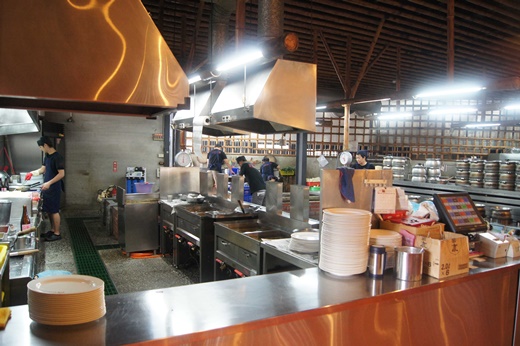 黃金海岸活蝦之家餐廳:新竹聚餐美食餐廳推薦~竹北有名的新鮮海鮮餐廳