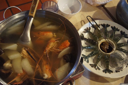 黃金海岸活蝦之家餐廳：新竹美食海鮮餐廳推薦○竹北聚餐活蝦料理美食