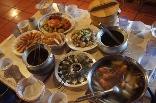 黃金海岸活蝦之家餐廳：新竹竹北海鮮火鍋美食餐廳●家庭聚餐的必選活蝦餐廳～