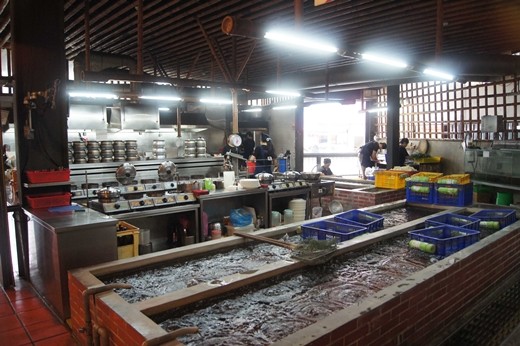 黃金海岸活蝦之家餐廳:推薦新竹竹北必吃美食餐廳~這家聚餐活蝦專賣店餐廳最道地!