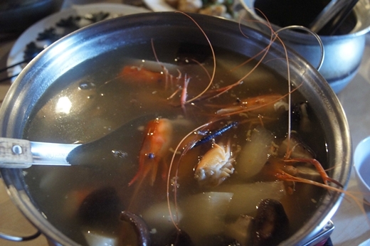 黃金海岸活蝦之家餐廳：新竹竹北美食餐廳必訪必吃活蝦!!口味始終如一，新鮮永遠看得到、吃得到