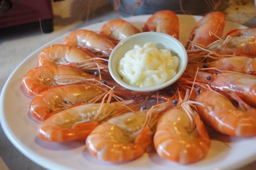 黃金海岸活蝦之家餐廳：新竹竹北美食餐廳必訪必吃活蝦!!口味始終如一，新鮮永遠看得到、吃得到