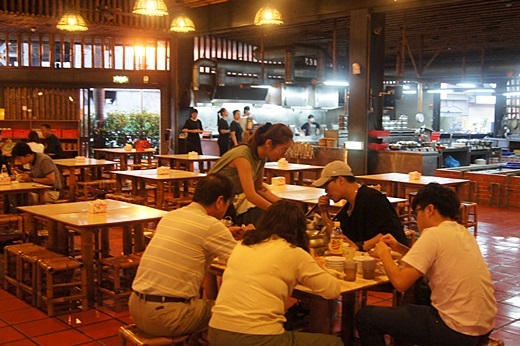 黃金海岸活蝦之家餐廳:竹北美食推薦餐廳!新竹人必推的活蝦聚餐好所在※愛吃海鮮的你來這裡對了!!