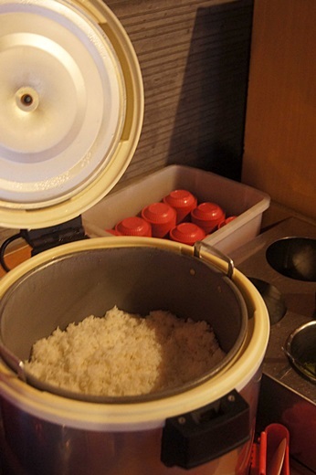 黃金海岸活蝦之家餐廳:竹北美食推薦餐廳!新竹人必推的活蝦聚餐好所在※愛吃海鮮的你來這裡對了!!