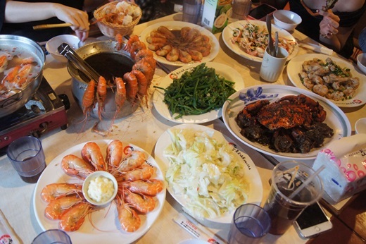 黃金海岸活蝦之家餐廳：新竹海鮮餐廳現撈現煮的活蝦料理真的是啵棒!