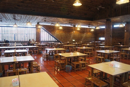 黃金海岸活蝦之家餐廳：新竹美食餐廳人氣超夯的→推薦愛吃活蝦、海鮮的人來這間就對了!!