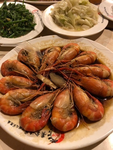 黃金海岸活蝦之家餐廳：新竹海鮮餐廳推薦!愛吃蝦的饕客們都被美食給征服拉!