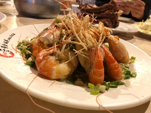 黃金海岸活蝦之家餐廳:【新竹美食】吃過最新鮮美味的海鮮活蝦料理★非常適合聚餐的餐廳!