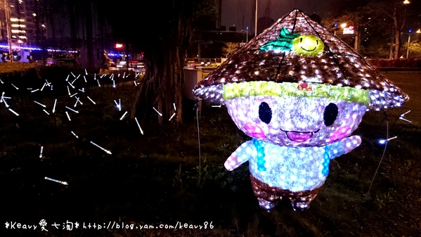 ★高雄左營★【高雄物產館】蓮潭旗艦店,被滿滿高通通包圍~萌翻天!