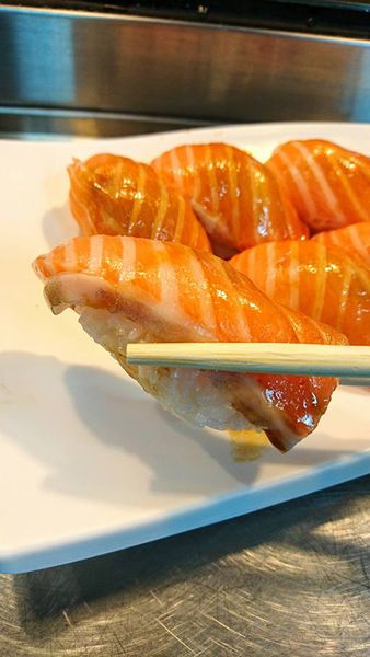 33466808_1886981198000227_3307618580245250048_n