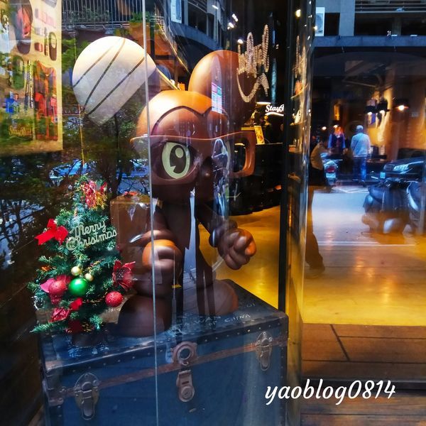 StayReal (4).jpg StayReal (4).jpg