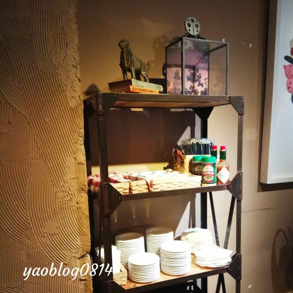 StayReal (9).jpg StayReal (9).jpg