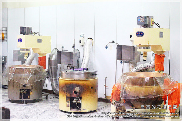 火星糖(球場路門市)：【高雄】鳥松區。宇宙最好吃的糖果：火星糖《高雄最"火"伴手禮推薦。愛河之心禮盒。銀河蜜飲。星球冰淇淋》