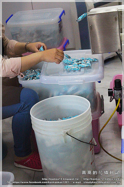 火星糖(球場路門市)：【高雄】鳥松區。宇宙最好吃的糖果：火星糖《高雄最"火"伴手禮推薦。愛河之心禮盒。銀河蜜飲。星球冰淇淋》