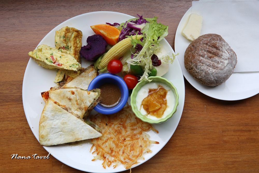 台中森cabie。堅持手作健康美味台中早午餐,自家農場種植有機蔬菜,大推火山野牛培根堡 - Nana愛旅行札記