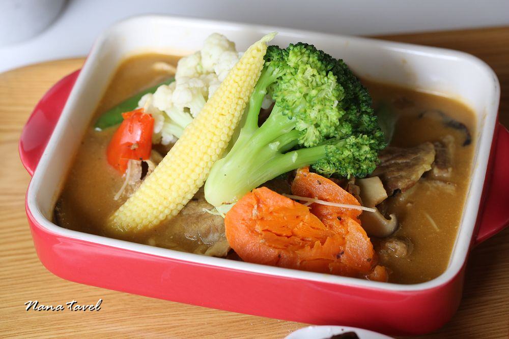 台中森cabie。堅持手作健康美味台中早午餐,自家農場種植有機蔬菜,大推火山野牛培根堡 - Nana愛旅行札記