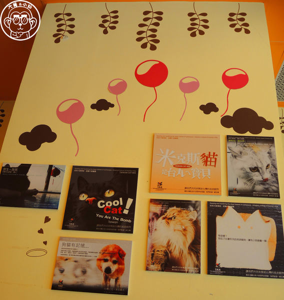 野喵中途咖啡:呷飽祙【新北三重・野喵中途咖啡】喵星人左擁右抱用餐 野喵中途咖啡:呷飽祙【新北三重・野喵中途咖啡】喵星人左擁右抱用餐