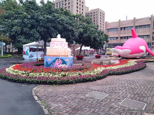 「安平虎鯨家族」(Killer Whale art exhibition) at 「台北自來水園區」(Taipei Water Park, Dec 19, 2020, SJKen