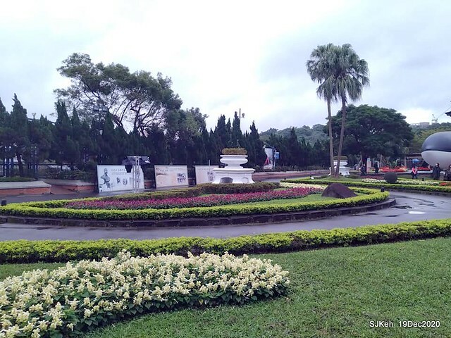 「安平虎鯨家族」(Killer Whale art exhibition) at 「台北自來水園區」(Taipei Water Park, Dec 19, 2020, SJKen