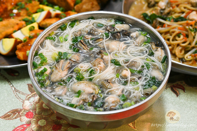 巧味香|金門高人氣小吃推薦，爆量肥美蚵仔麵線必吃，綜合滷味也很好吃