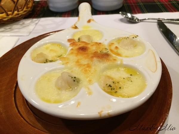 Mr. Onion 天蔥牛排餐廳(板橋新埔店):板橋捷運新埔站-三猿廣場Mr.Onion天蔥牛排