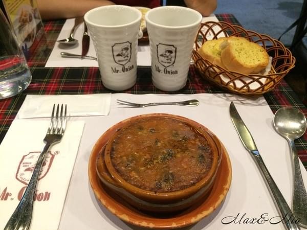 Mr. Onion 天蔥牛排餐廳(板橋新埔店):板橋捷運新埔站-三猿廣場Mr.Onion天蔥牛排