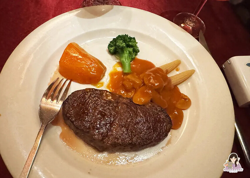 【台北美食】沾美西餐廳附菜單，自助提供沙拉、蛋糕、水果，當月