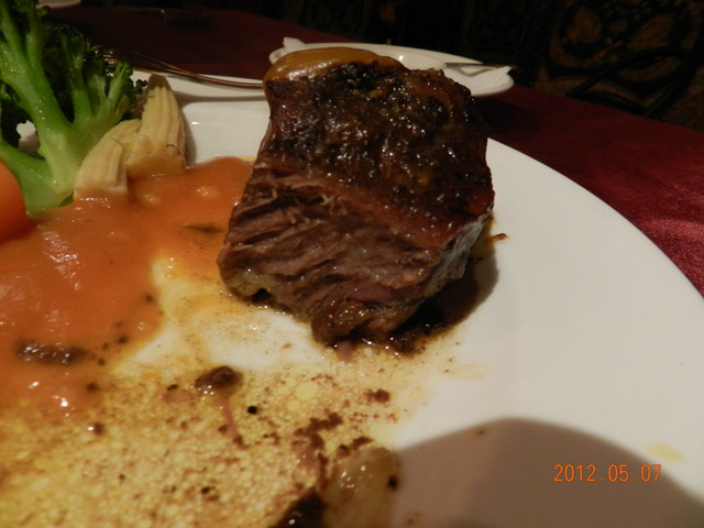 仁愛圓環  沾美西餐廳