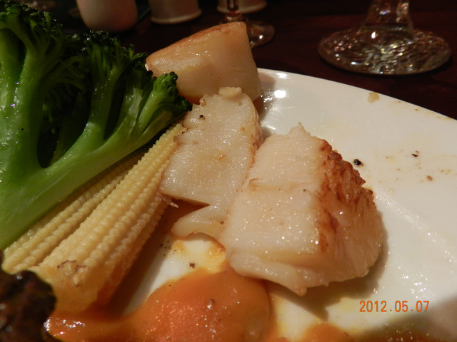 仁愛圓環  沾美西餐廳