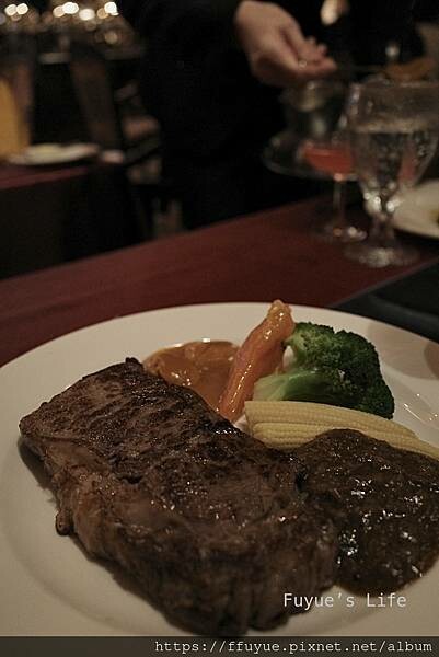 |台北大安‧牛排| 最有儀式感的老派牛排館《沾美西餐廳 Ji