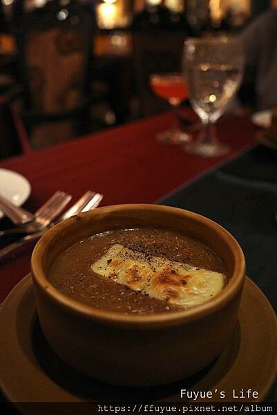 |台北大安‧牛排| 最有儀式感的老派牛排館《沾美西餐廳 Ji