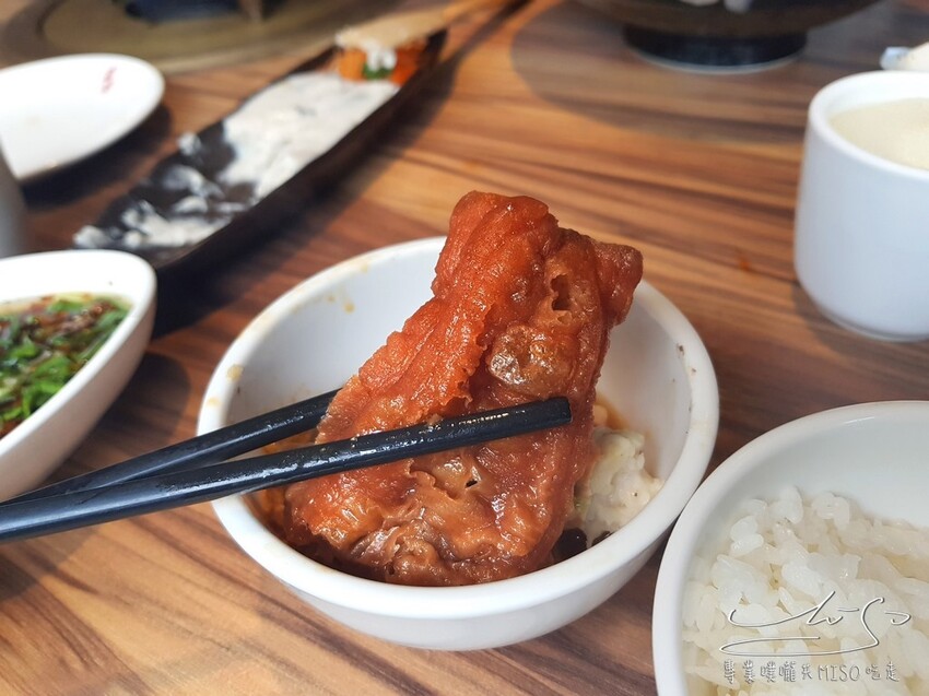 【竹北美食】岩漿火鍋-竹北復興店 ➤ 2023最新菜單!新竹火鍋推薦!料好實在湯頭濃郁!空間寬敞舒適,適合公