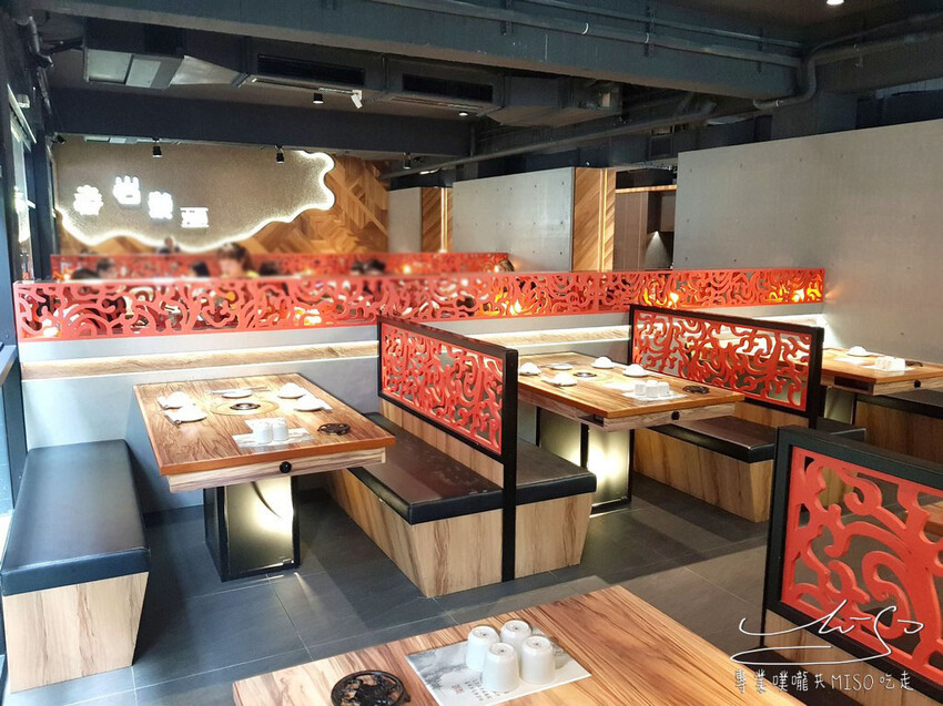 【竹北美食】岩漿火鍋-竹北復興店 ➤ 2023最新菜單!新竹火鍋推薦!料好實在湯頭濃郁!空間寬敞舒適,適合公