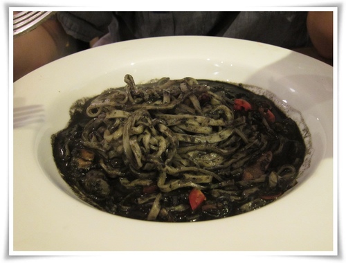 [食記] 吃披薩就要到 La Pizza Pizzeria